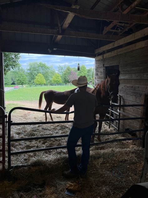 Horses
Cowboy
Yeeeeeha Rancho Lifestyle, Casual Country Outfits, Western Life, Instagram Photo Editing, Ranch Life, Country Boys, American Dream, Country Outfits, Dream Guy