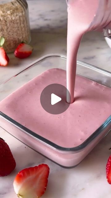 Fat Loss / Low Calorie Recipes on Instagram: "Time to switch up your breakfast routine this new year with a delicious Strawberry Milkshake Chia Pudding 🍓💁🏻‍♂️ Super easy to whip up, this yummy delight tastes just as magical as it looks ❤️All you have to do is prep this in a few minutes at night and in the morning your breakfast will be ready for you 🥰  Ingredients: 🍓1 cup strawberries, halved 🍓1 banana  🍓2 tbsp oats  🍓1 tbsp honey  🍓1 + 1/4 cup milk 🍓3 tbsp chia seeds   Method  1. Add the strawberries, banana, oats, honey and milk in a blender. Blend until the mixture is smooth. 2. Transfer the berry smoothie to a bowl and add in the chia seeds. Mix well.  3. Allow the mixture to set in the fridge for 2-3 hours or overnight till the chia seeds swell up and becomes thick.  bake wi Strawberry Banana Chia Seed Pudding, Chia Pudding Strawberry, Healthy January, Strawberry Chia Seed Pudding, Banana Chia Seed Pudding, Strawberry Chia Pudding, Bake With Shivesh, Honey And Milk, Easy Morning Routine