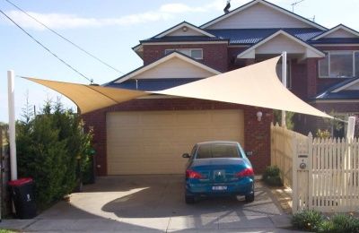 Sun Shade Sail Carport, Sun Sail Carport, Carport Shade Sail, Shade Sail Carport Ideas, Backyard Shade Sails, Shade Sail Ideas, Carport Shade, Ombra Pergola, Carport Ideas