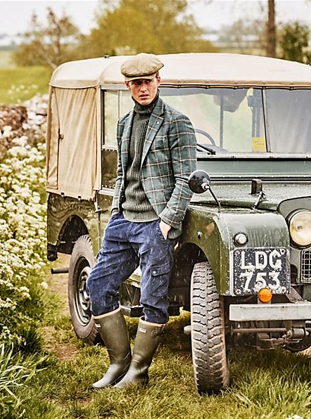 holdhard: 1953 Land RoverCountry Life / Chris Allerton Countryside Fashion, British Country Style, Country Gentleman, British Style Men, Country Attire, British Country, Country Wear, Country Fashion, British Countryside