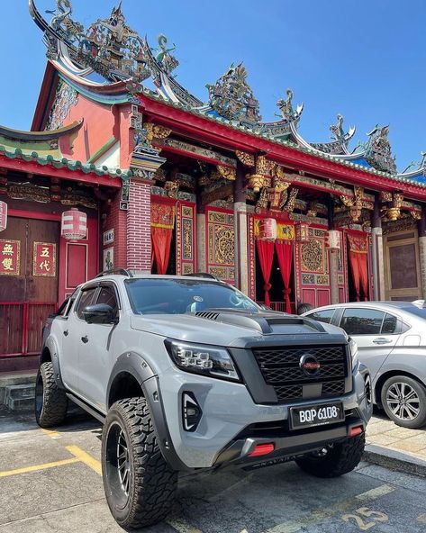 NISSAN FRONTIER | NAVARA on Instagram: “F//4X4® 🦍 MONSTER . 📷 @harry_pro4x 👊🏼🔝” Nissan Frontier Pro 4x 2024, Nissan Navara 4x4, New Nissan Navara, Nissan Frontier 4x4, Toyota Tacoma Off Road, 2023 Toyota Tacoma, Nissan Truck, Nissan 4x4, Nissan Trucks