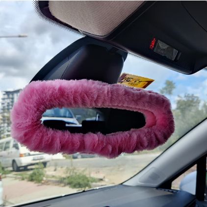 Pink rear view mirror cover can be used on all mirrors with its tyre structure. Car mirror cover is unique car accessory that can gift women. First class plush is used for the production of cute rear view mirror cover. Blue Car Accessories, Pink Car Seat, Pink Car Accessories, Cars Jeep, Girly Car Accessories, Cool Car Accessories, Rear View Mirror Decor, Car Accessories For Girls, Girly Car