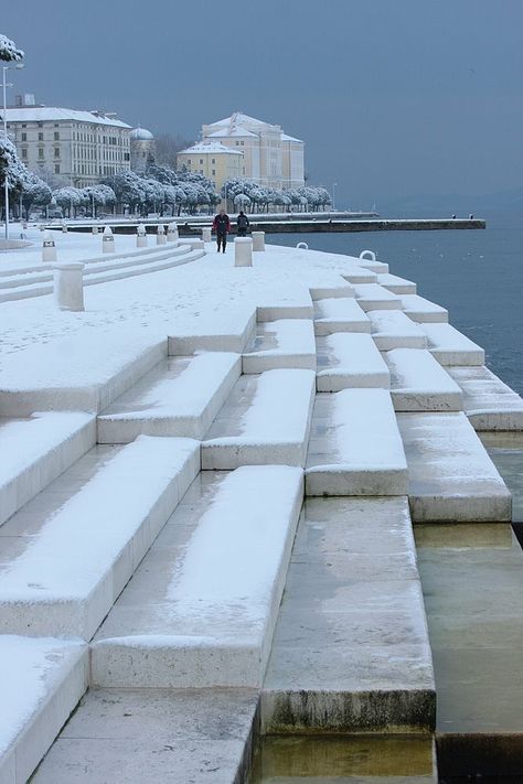 Seawall: This sea wall is a hard defense barrier known as the 'sea organ,' located in Croatia.  #erosion #coastalmanagement Sea Organ, Conceptual Model Architecture, Brothers Photography, Landscape And Urbanism Architecture, Nice Travel, Zadar Croatia, Landscape Elements, Sea Design, Landscape And Urbanism