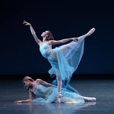 Sara Mearns and Emilie Gerrity, “Serenade” Photographer Erin Baiano Serenade Ballet, Ballet Pictures, Ballet Exercises, Ballet Photography, Dance Art, Dance Photography, Life Purpose, I Fall, Ballet Dance