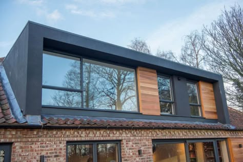 Small Flat Roof Extension, Bungalow Dormer, Modern Dormer, Bungalow Loft Conversion, Loft Dormer, Dormer House, Renovation Facade, Bungalow Conversion, Loft Conversion Bedroom