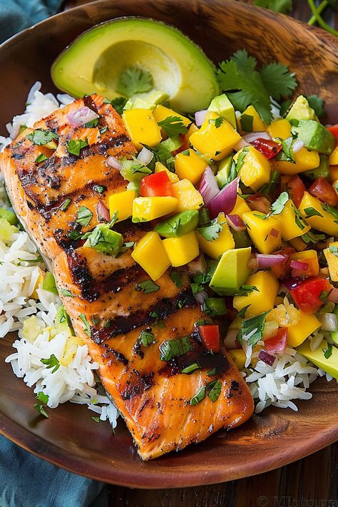 Salmon with Mango Salsa - That Oven Feelin Mango Salsa With Salmon, Salmon Pineapple Salsa, Grilled Salmon With Mango Salsa, Salmon And Mango Salsa, Salmon Mango Salsa, Salmon With Salad, Salmon With Pineapple Salsa, Salmon With Mango Salsa, Salmon With Mango