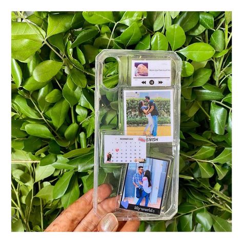 Resin Phone Cover With Photo, Resin Mobile Cover Ideas, Resin Phone Cover Design, Diy Cases, Mobile Phone Case Diy, Diy Resin Phone Case, Photo Collage Diy, Resin Phone Case, Photo Gifts Diy