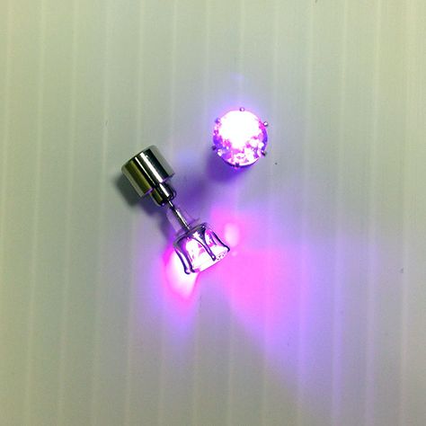 Glow Run, Neon City, Light Earrings, Cute Earrings, Piercing Jewelry, Diamond Earrings Studs, Diamond Studs, Cute Jewelry, Lany