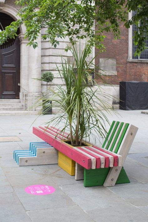 Emerging designers brighten London's streets with playful City Benches Natural Seating Outdoors, Urban Bench Design, Parklet Design, Art Corridor, Urban Installation, Street Bench, Midsummer Festival, Urban Spaces Design, Fun Seating