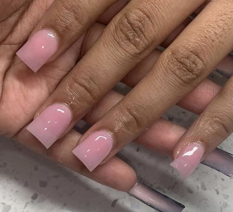 Blush Pink Nails Acrylic Coffin, Simple Dot Nail Art, Modest Nails, Nail Art Design 2023, Beginner Nail Tech, Nail Art Ideas For Summer, Art Ideas For Summer, Nyc Nails, Tapered Square Nails