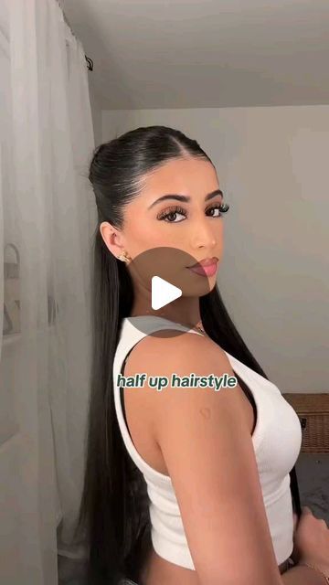 Haircare & Selfcare on Instagram: "Quick half up hair🩵 #hairtok #hairstyle #hairtutorial #hairinspo #hairideas #hairstyles #tutorial #sleekhair #halfuphair" Slick Back Hairstyles Half Up Half Down, Half Up Half Down Slick Back, Slick Half Up Half Down Hair, Sleek Half Up Half Down Hair, Slick Back Half Up Half Down Hair, Nye Hairstyles, Easy Formal Hairstyles, Half Up Hairstyle, Hairstyles Tutorial