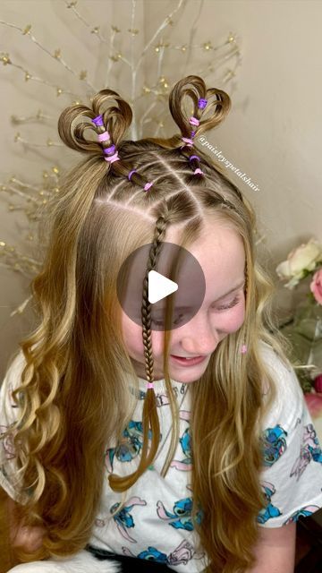 Jenna McDaniel- Girl’s Hairstyles on Instagram: "Day 21 of heart hairstyles! 💗  We saw these floating hearts “floating” around, and had to put our own little spin on them! So why not make them double floating hearts! 💕 We added braids to the front for the “tween” look…mainly Paisley just loves any style that has her wispies and mini braids! Full tutorial will be up on our YouTube later today with all of the tips and tricks, link in bio!  O.G. 🩷 inspo: @hairtodream   💜Super cute & durable elastics by @theponypick code:hair20. I haven’t loved using elastics in a longtime with how thick Paisley’s hair is. We have been using rubber bands, but these new elastics have been amazing! 🙌🏻" Heart Ponytails For Kids, Funky Hair Day Ideas For Kids, New Cute Hairstyles, Crazy Kids Hairstyles, Heart Pigtails Tutorial, Crazy Hair Styles For Kids, Easy Cute Hairstyles For Kids, Love Heart Hairstyles, Easy Kid Hairstyles For School