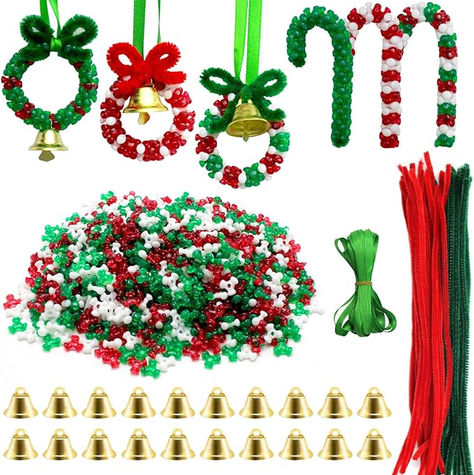 1570 PCS Christmas Beaded Ornament Kit Christmas Tri-Shaped Beads Plastic Tri Beads with Pipe Cleaners Xmas Party Craft Wreath Candy Cane for Christmas Tree Hanging Diy Slinger, Julkransar Diy, Craft Wreath, Couronne Diy, Jul Diy, Diy Christmas Garland, Wreath Candy, Creative Christmas Gifts, Kit Christmas