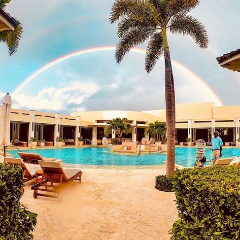 The Shore Club Turks & Caicos on Instagram: “Our favorite guest photo of the week, and, no, this is not photoshopped!!! #fanfotofriday by @shane_max14  #theshoreclub #turksandcaicos” Turks Caicos, Come Fly With Me, Turks And Caicos, Photoshop, House Styles, On Instagram, Instagram