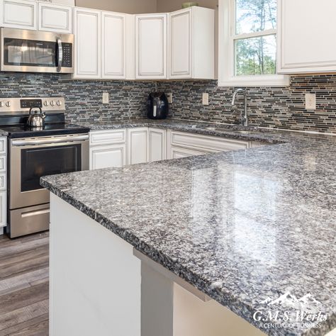 Thinking of installing new granite countertops in your home this year? Here are some of the top granite colors experts are predicting for 2023. https://mtmgranite.ca/popular-granite-countertop-colours-for-2023/ #Granite #GraniteCountertops Popular Granite Countertops, Bali Shades, Popular Granite Colors, Black Pearl Granite, Granite Countertops Colors, Green Granite, Medicine Hat, Black Granite Countertops, Countertop Colours