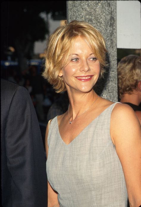 Meg Ryan Short Hair, Meg Ryan Haircuts, 90s Hairstyles Short, Meg Ryan Hairstyles, Hair Trends 2015, Hair Clips 90s, Meg Ryan, 90s Hairstyles, Athletic Hairstyles