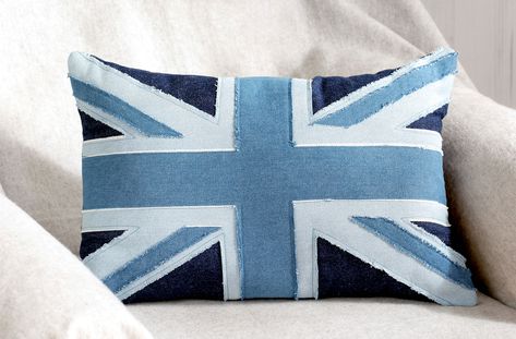 Use up your old jeans to create this upcycled Union Jack cushion in stylish shades of bleached blue, indigo and navy. Denim Repurpose, Union Jack Pillow, Union Jack Cushions, Sewn Bags, Sewing Cushions, Jack Flag, Quotes Humor, Upcycling Ideas, London Bars