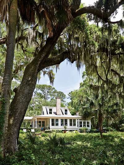 Low Country Rambler, Build at the Beach, September 2016 House Exterior Tropical, Tropical Beach House Exterior, Beach House Exterior Tropical, Beach House Exteriors, House Exterior Aesthetic, Beach Exterior, Exterior Beach House, Beach House Exterior, Coastal Living Rooms