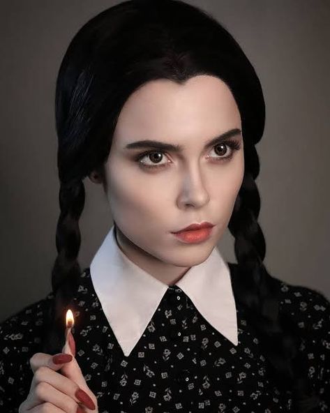 Wednesday Addams Makeup, Wednesday Halloween, Creepy Clown Makeup, Wednesday Costume, Wednesday Addams Costume, Cute Halloween Makeup, Halloween Makeup Ideas, Halloween Makeup Scary, Halloween Makeup Inspiration