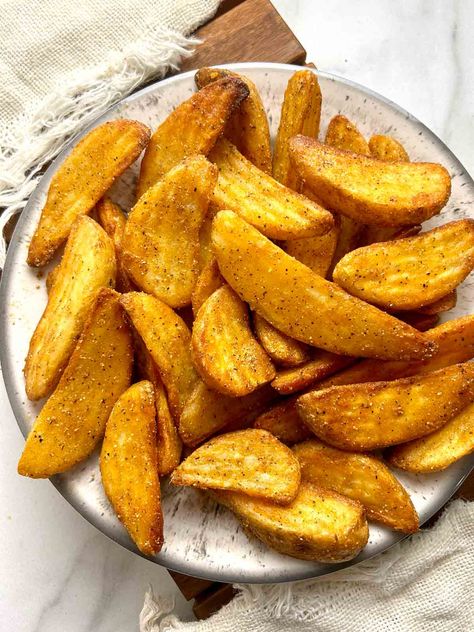 Chinese Buttered Potatoes (Buffet Style) Chinese Buffet Potatoes Recipe, Buffet Potatoes Recipe, Buffet Potatoes, Buttered Potatoes, Ground Beef Goulash, Best Potato Recipes, Chinese Buffet, Seasoned Butter, Butter Potatoes