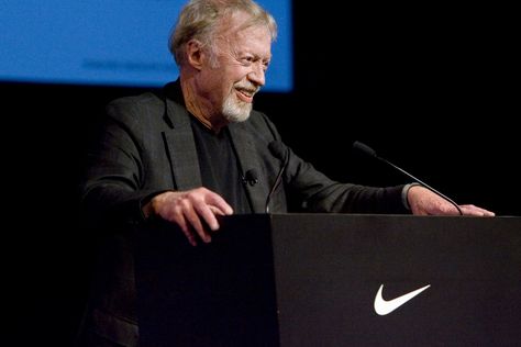 Nike Co-Founder Phil Knight Will Step Down as Chairman in June Stanford Gsb, Famous Ads, Phil Knight, Reading Rainbow, University Of Oregon, Tiger Woods, Stephen Hawking, Co Founder, News Website