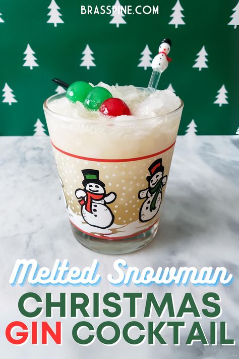 When the snow drifts are 4ft tall and the icicles are growing faster than your waist line…you know it’s time to settle in for a long winter and warm up with a Melted Snowman Cocktail. For me, nothing says Christmas like a frosty tropical drink in hand, and this Christmas Gin Cocktail does the trick. Melted Snowman Cocktail, Gin Christmas Cocktail, Winter Alcoholic Drinks, Recipes With Gin, Drinks With Gin, Gin Tropical, Snowman Cocktail, Winter Drinks Alcoholic, Gin Drink Recipes