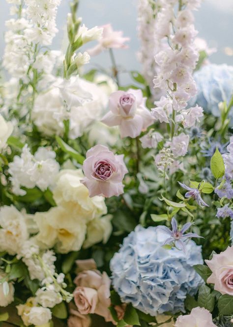 Cyprus Wedding Venues, Spring Wedding Color Palette, Indoor Garden Wedding, Pastel Wedding Flowers, Spring Garden Party, Candle Wedding Decor, Moon Wedding, Boho Wedding Hair, Spring Wedding Colors