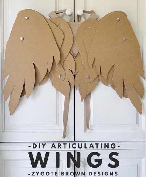 Make your own moving articulated wings out of cardboard with this downloadable template. Things Out Of Cardboard, Paperized Template, Homemade Wings Costume, How To Make Paper Puppets, Diy Bird Wings, Wings Diy How To Make, Crafts Out Of Cardboard, Wings Making Craft, Wings Template