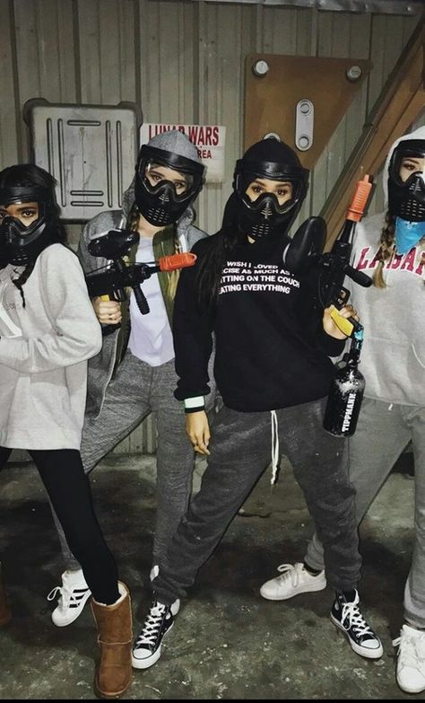 Paint Balling Outfit, Paintball Outfit, Paintball Girl, Paintballing Outfit, Savage Squad, Tumblr Model, Paintball Party, Summer To Do List, Gas Mask Girl