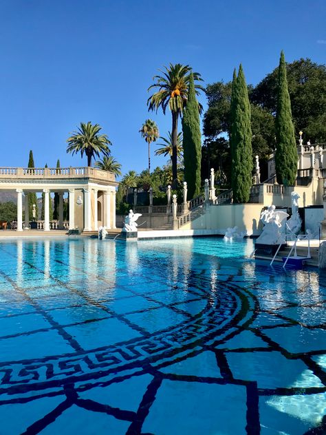 #pool #greek #castle #summer #luxury #california Mansion Pool Party, Greek Mansion, Greek Pool, Greek Castle, Luxury California, Giant Pool, Pool Kings, Water Board, Big Swimming Pools