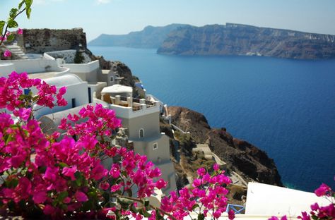 Greece Greece Wallpaper, Grecia Santorini, Greece Pictures, Books Free Download Pdf, Macbook Wallpaper, Desktop Backgrounds, Summer Wallpaper, Santorini Greece, Greek Island