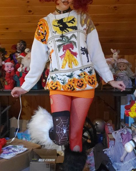 #halloweencore #clowncore #alternativefashion Clowncore Fashion, Clowncore Outfit, Live Laugh Love, Alternative Fashion, New Look