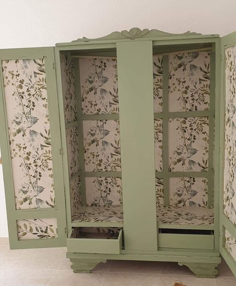 Old Wardrobe Makeover, Inside Cupboard, Painted Armoire, Ceramic House Numbers, Antique Wardrobe, Wooden Wardrobe, Master Room, Diy Furniture Renovation, Cupboard Design