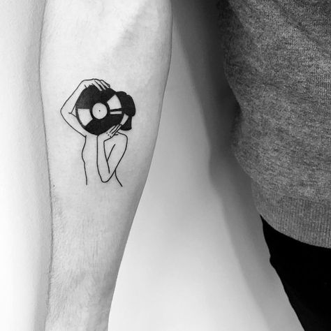 Small Music Tattoos, Dj Tattoo, Surf Tattoo, Tato Minimal, Music Tattoo, Music Tattoos, Tattoo Models, Minimal Tattoo, Mini Tattoos