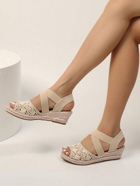 Lace Espadrilles, Comfortable Dress Shoes, Casual Summer Sandals, Sandal Platform, Ankle Strap Wedges, Strap Wedge, Wedge Heel Sandals, Platform Wedge Sandals, Slingback Sandal