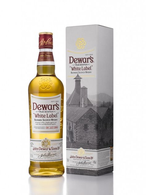 Dewar’s White Label - Dewar's White Label is a blended scotch created from about 40 types of grain and malt whiskies. Read more to learn the features, flavours and aromas of this scotch. #scotch #whiskey #whisky - Link in bio! Whisky Sour Recipe, Whiskey Cake Recipe, Whisky Quote, Dewars Whisky, Fireball Drinks, Whiskey Drinks Recipes, Whisky Packaging, Whisky Club, Whisky Drinks