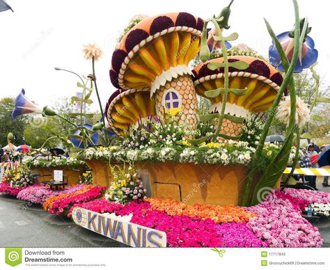 Kiwanis 2011 Rose Bowl Parade Float Editorial Stock Photo - Image ... Garden Parade Float Ideas, Retro Float Parade, Garden Float Parade, Rose Bowl Parade Floats, Parade Floats With Balloons, Rose Bowl Parade, Tournament Of Roses Parade, Holiday Parades, Rose Parade