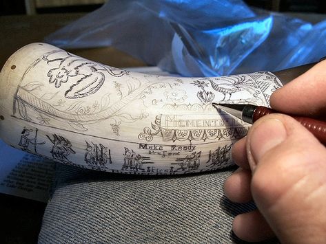 How to engrave a powder horn. Etching Metal, Scrimshaw Art, Antler Crafts, Powder Horn, Antler Art, Fur Trade, Bone Crafts, Drinking Horns, Steps To Success