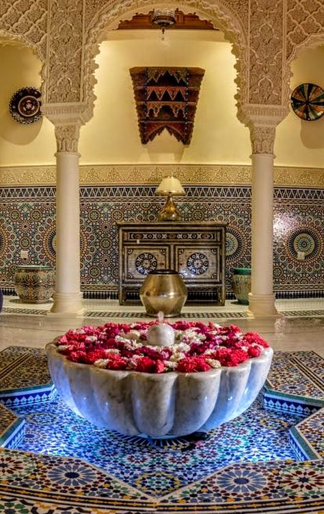 Mediterranean Style Interior, Moroccan Fountain, Moroccan Villa, Chef House, Riad Marrakech, Moroccan Modern, Moroccan Inspiration, Moroccan Theme, Moroccan Interiors