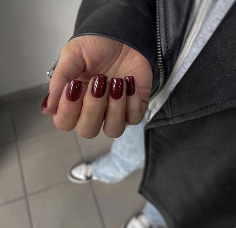 Winter Nails Dark Red, Dark Red Vampy Nails, Dark Red Glossy Nails, Really Dark Red Nails, Dark Cherry Red Nails Aesthetic, Burgundy Nail Art, Red Nail Varnish, Burgundy Nail Designs, Deep Red Nails