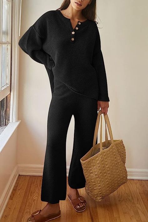 Comfy Oversized Outfits, Oversized Outfit Ideas, Knit Sets, Knit Loungewear Set, Matching Lounge Set, Oversized Sweater Outfit, Outfit Oversize, Knit Loungewear, Cozy Knit