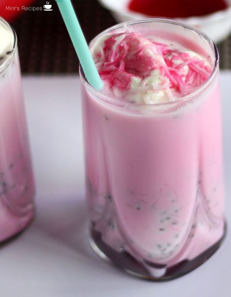 Make rose milkshake recipe at home with this easy step step by recipe guide video in HIndi Falooda Photography, Faluda Drink, Rosewater Recipe, Parsi Recipes, Spring Drinks, Recipe Development, Falooda Recipe, Ice Dessert, Rose Syrup