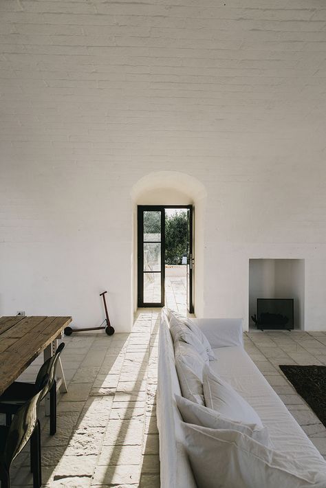 Masseria Moroseta, Italian Countryside, Casa Exterior, Scandinavian Home, Elle Decor, B & B, Rustic Design, Puglia, Modern Interior Design