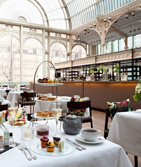 Paul Hamlyn Hall at The Royal Opera House Afternoon Tea London, Best Afternoon Tea, Afternoon Tea Set, Royal Opera House, London Baby, The Shard, Fortnum And Mason, Voyage Europe, London Restaurants