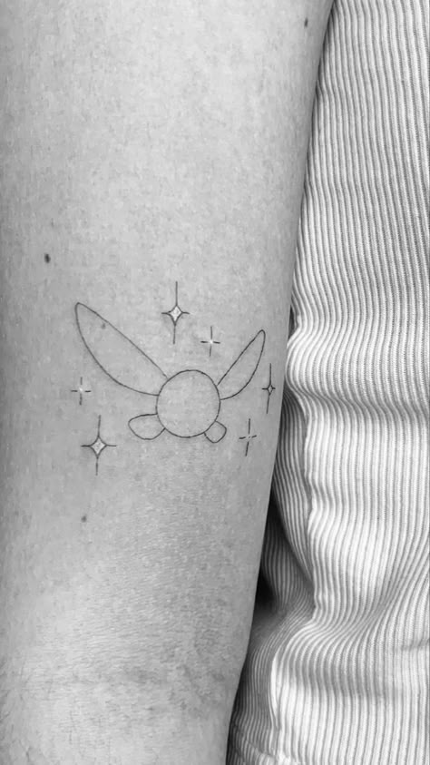 Simple Legend Of Zelda Tattoo, Tiny Zelda Tattoo, Simple Nintendo Tattoo, Zelda Art Tattoo, Minimal Zelda Tattoo, Simple Gamer Tattoos, Nerdy Feminine Tattoo, Zelda Tattoo Simple, Small Nerdy Tattoos Simple