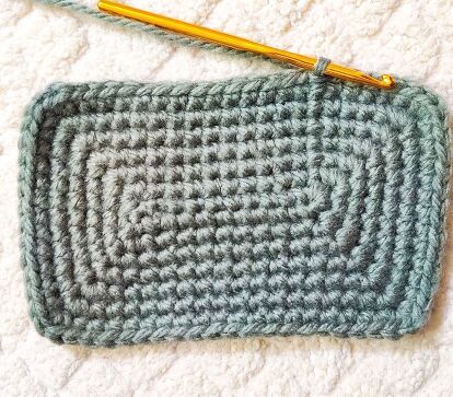 Small Rectangle Crochet Basket Pattern Free, Rectangle Crochet Basket Pattern Free, Crochet Basket Pattern Free Rectangle, How To Crochet A Rectangle, Rectangle Crochet Pattern, Crochet Rectangle Basket, Diy Crochet Basket, Easy Crochet Basket Pattern, Rectangle Basket