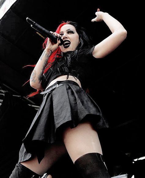 Wow someone was obviously trying to take a pantie shot New Years Day Band, Ash Costello, Ashley Costello, Lindsey Way, Ladies Of Metal, Alissa White, Metal Chicks, Steam Girl, Vans Warped Tour