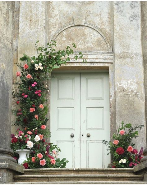 Flowers Around Door Frame, Wedding Entries, Entrance Door Decor, Bangkok Wedding, Church Entrance, Barn Door Decor, Wedding Church Decor, Wedding Doors, Balcony Flowers