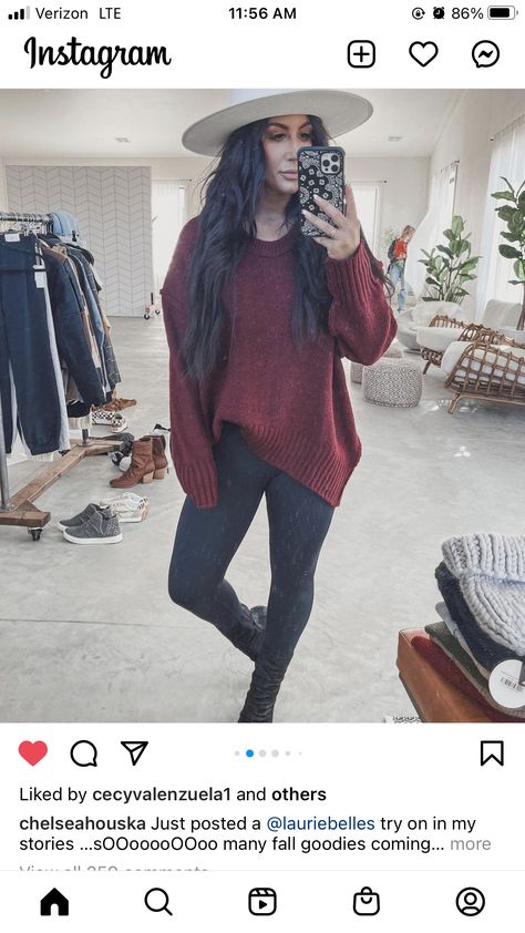 Chelsea Houska Outfits, Black Pants Black Boots, Chelsea Core, Down Home Fab, Burgundy Sweater Outfit, Aesthetic Celebs, V Outfit, Fall Thrift, Chelsea Deboer