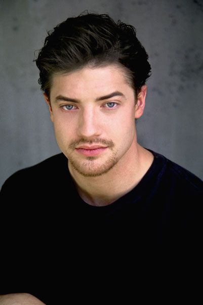 Brendan Fraser ♡ CANADIAN ACTOR lived in Canada BUT BORN IN THE USA Brandon Fraser, Brendan Fraser The Mummy, Mummy Returns, Male Inspiration, Mummy Movie, Sasuke Cosplay, Hollywood Scenes, Brendan Fraser, Hottest Male Celebrities